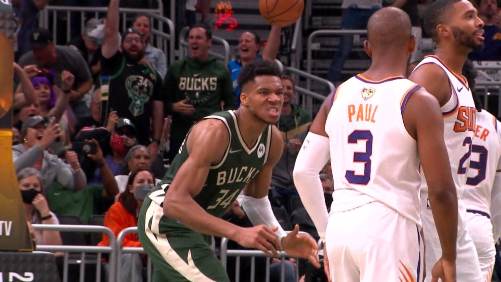  字母哥暴扣统治禁区，雄鹿轻取尼克斯迎五连胜